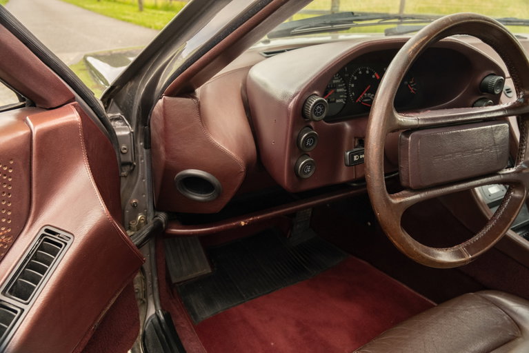Porsche 928 S