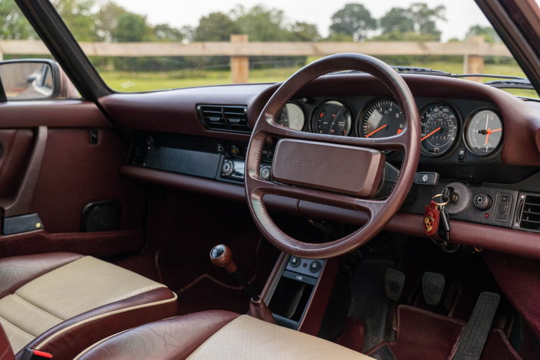 Porsche 911 Carrera 3.2