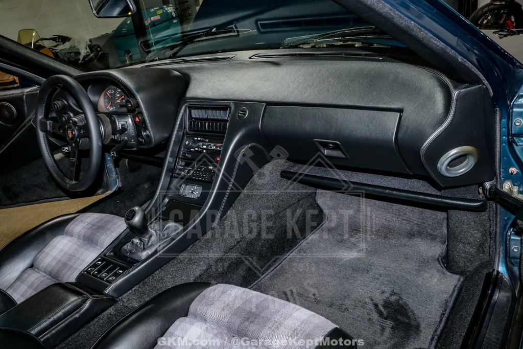 Porsche 928 GT