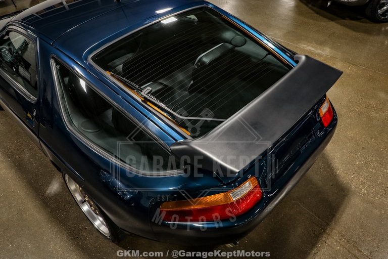 Porsche 928 GT