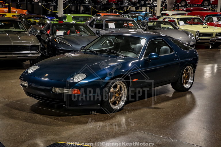 Porsche 928 GT