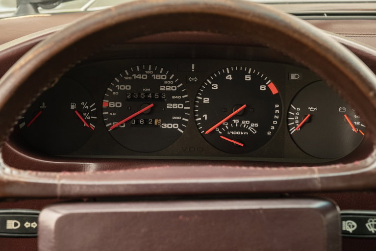 Porsche 928 S