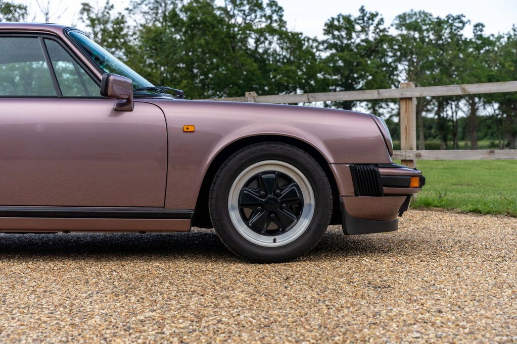 Porsche 911 Carrera 3.2