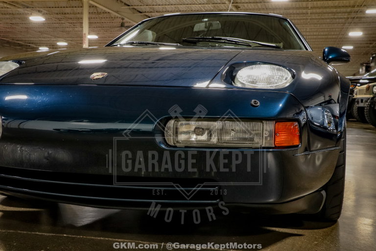 Porsche 928 GT