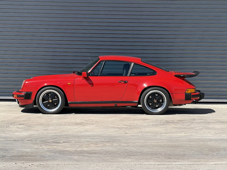 Porsche 911 Carrera 3.2