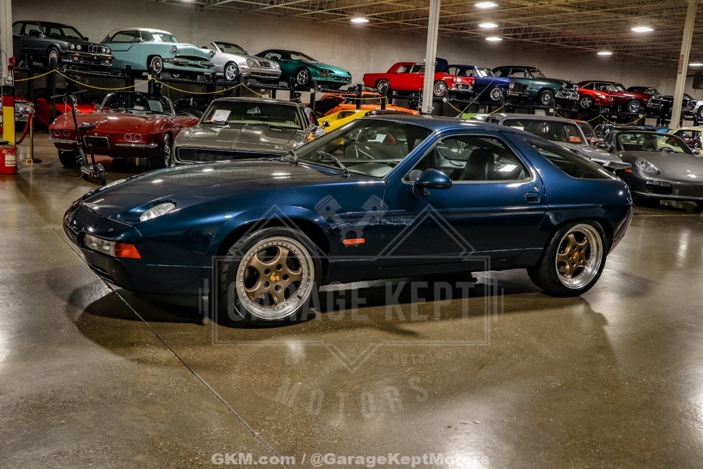 Porsche 928 GT