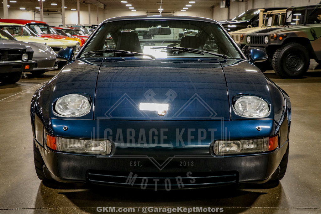 Porsche 928 GT