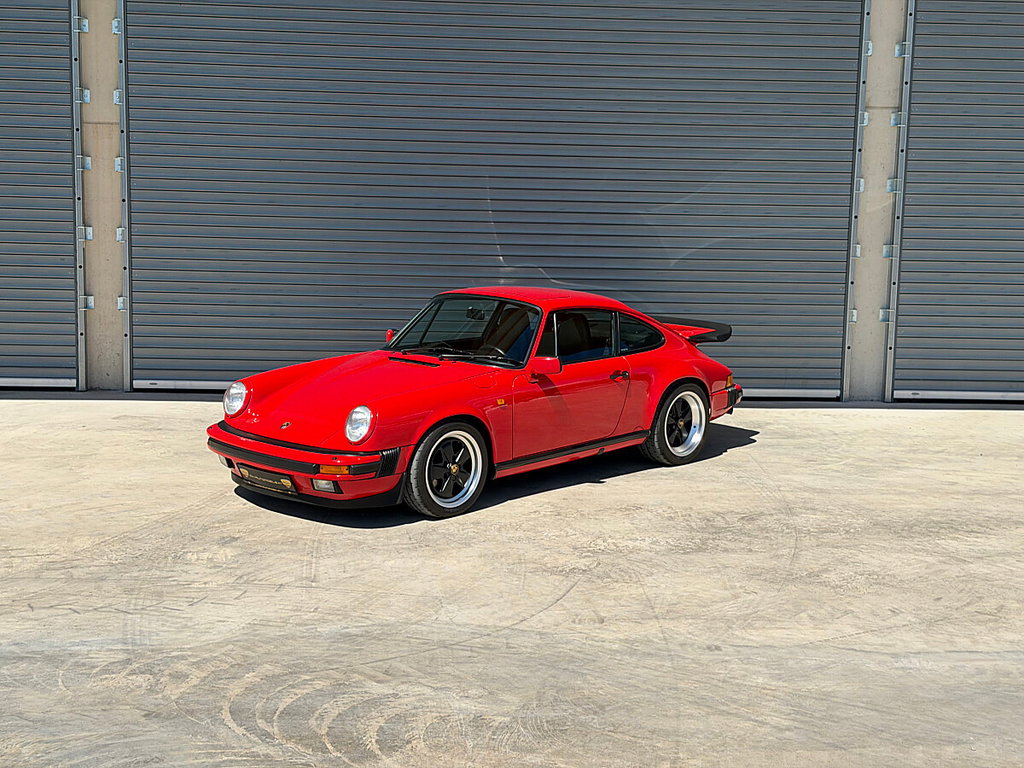 Porsche 911 Carrera 3.2