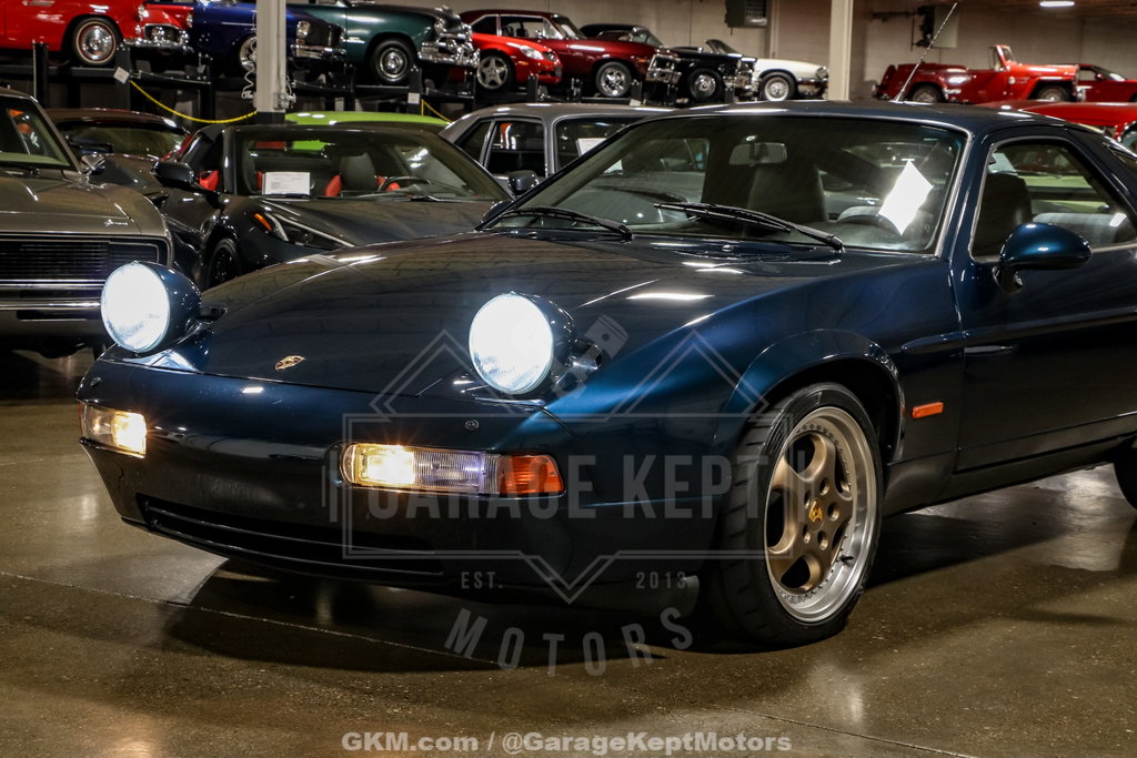 Porsche 928 GT