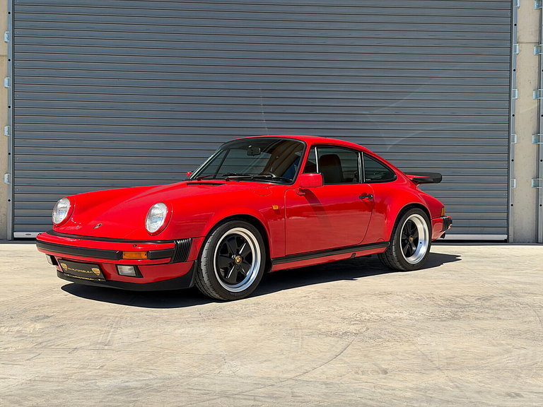 Porsche 911 Carrera 3.2
