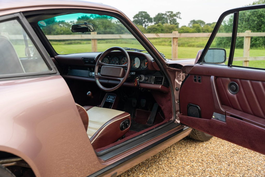 Porsche 911 Carrera 3.2