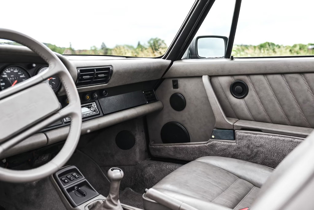 Porsche 964 Carrera 2