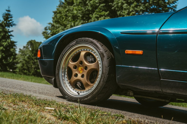 Porsche 928 GT