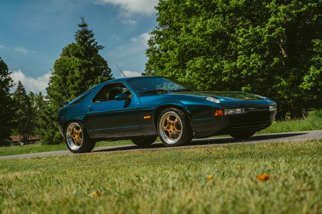 Porsche 928 GT