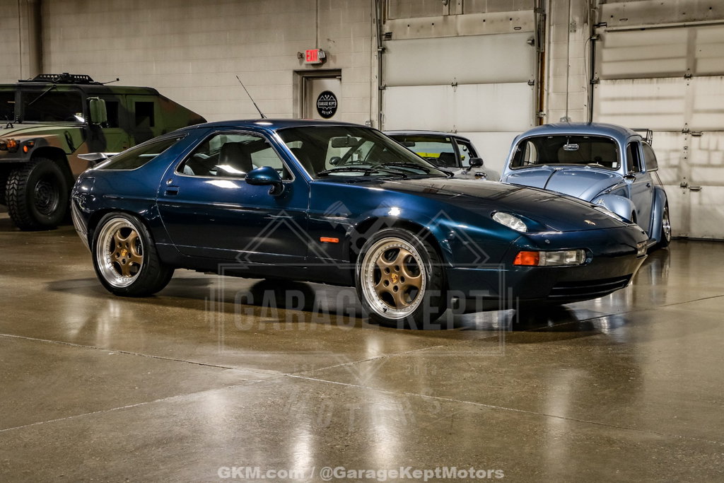 Porsche 928 GT