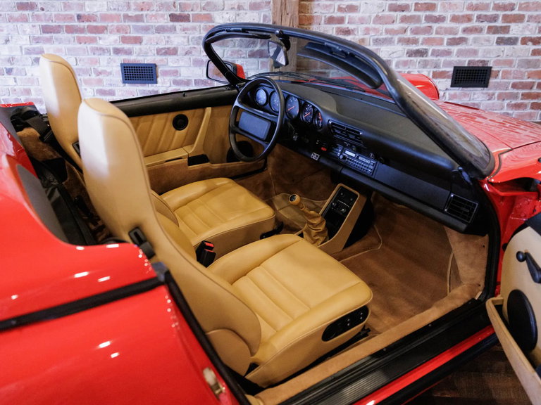 Porsche 911 Carrera 3.2 Speedster
