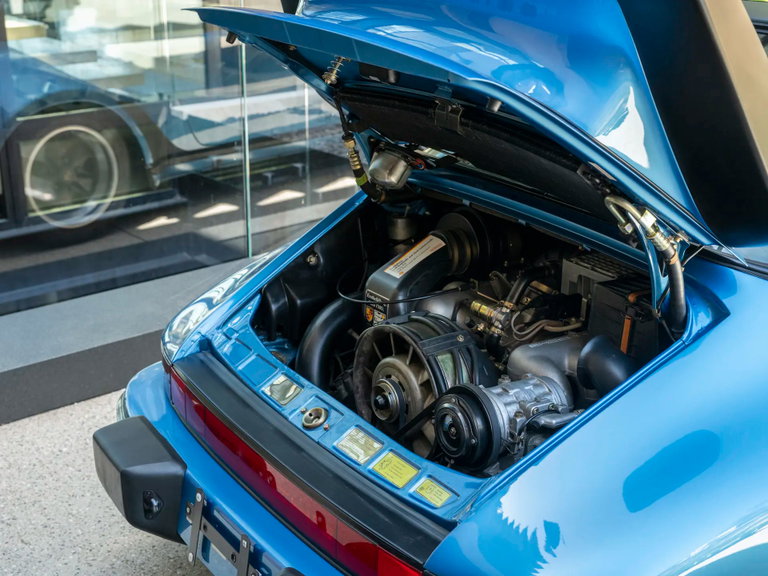 Porsche 911 Carrera 3.2 WTL