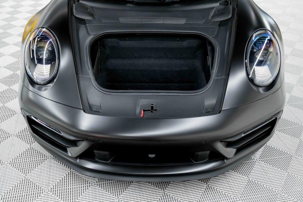 Porsche 992 Carrera GTS