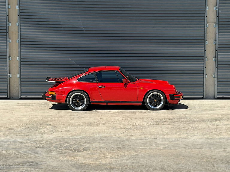 Porsche 911 Carrera 3.2