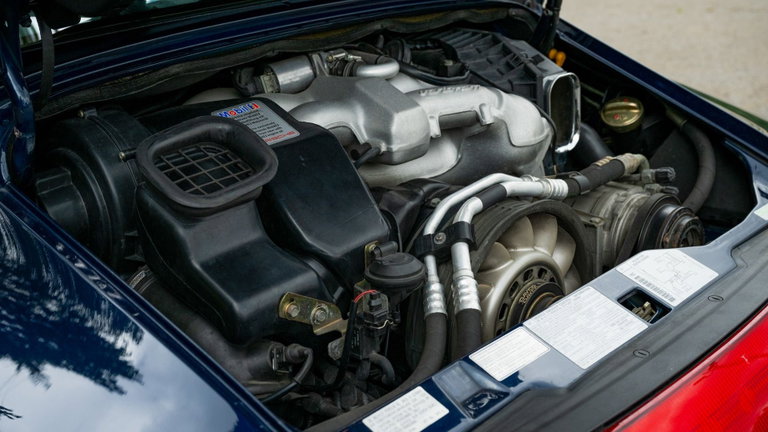 Porsche 993 Carrera 4S