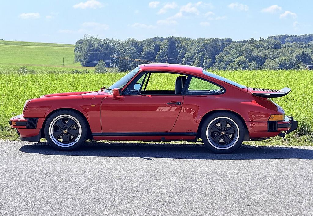 Porsche 911 Carrera 3.2