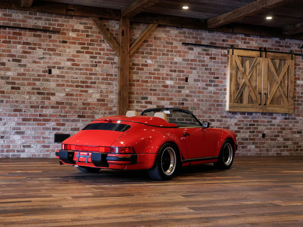 Porsche 911 Carrera 3.2 Speedster