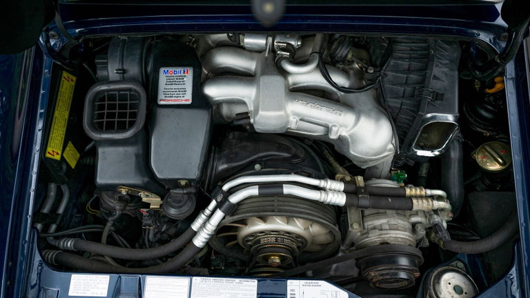 Porsche 993 Carrera 4S