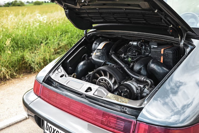 Porsche 964 Carrera 2