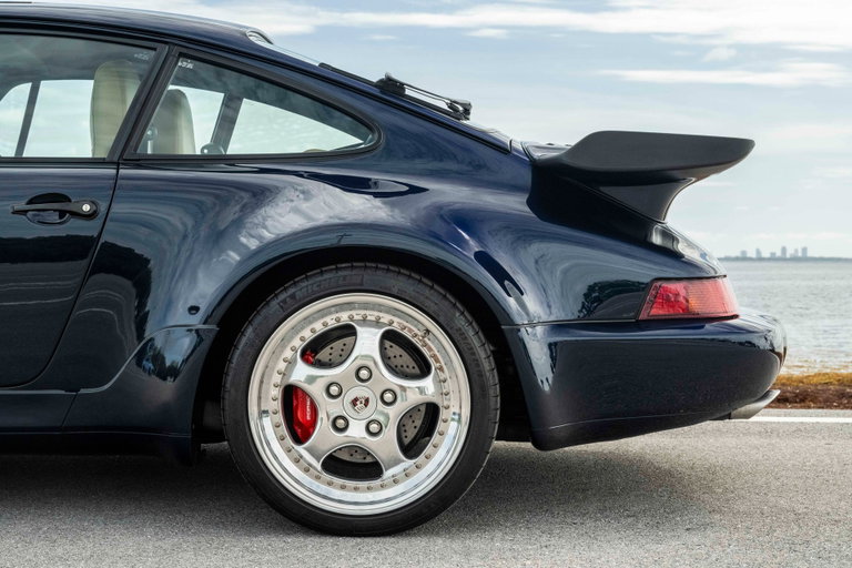 Porsche 964 Turbo 3.6