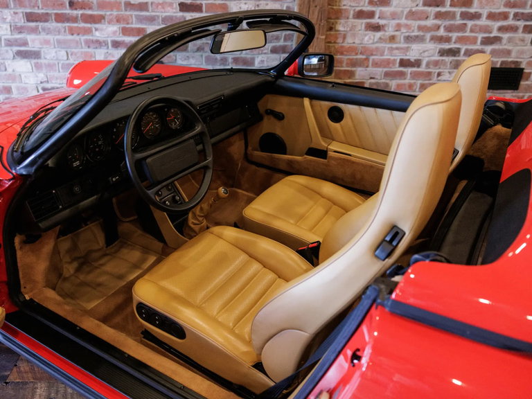 Porsche 911 Carrera 3.2 Speedster