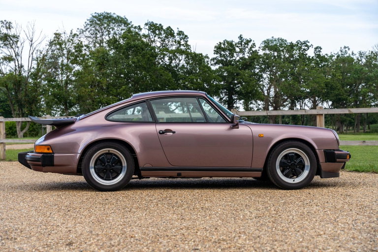 Porsche 911 Carrera 3.2