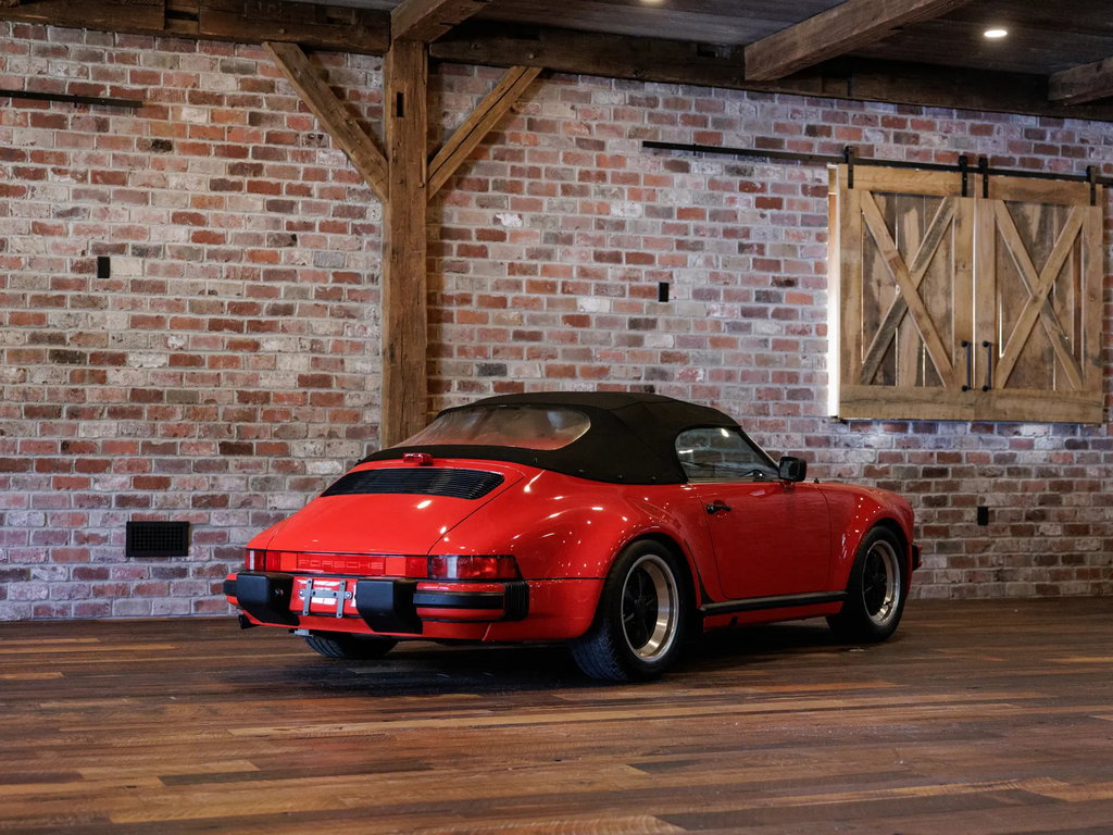 Porsche 911 Carrera 3.2 Speedster