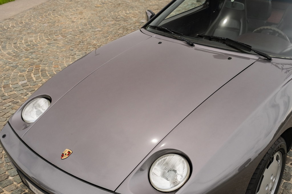Porsche 928 S