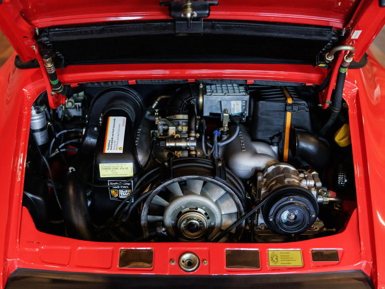 Porsche 911 Carrera 3.2 Speedster