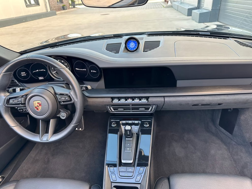 Porsche 992 Carrera GTS