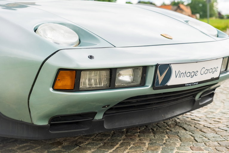 Porsche 928 S