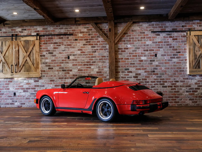 Porsche 911 Carrera 3.2 Speedster
