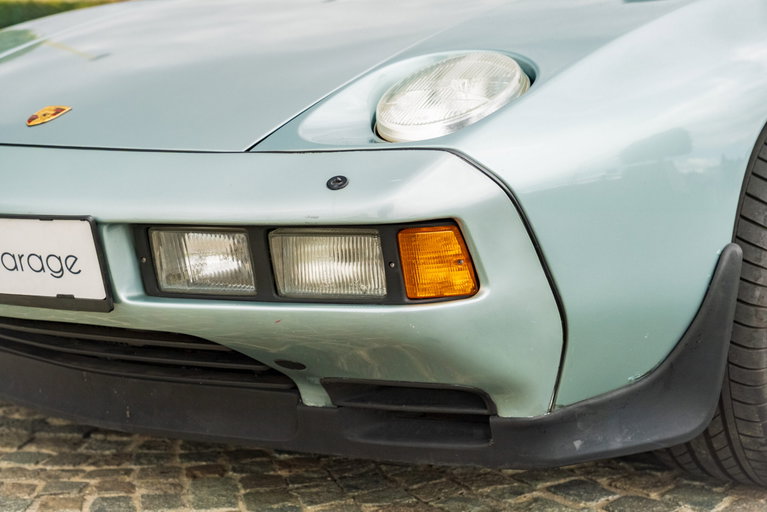 Porsche 928 S