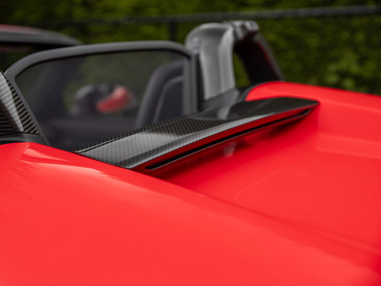 Porsche 718 Spyder RS