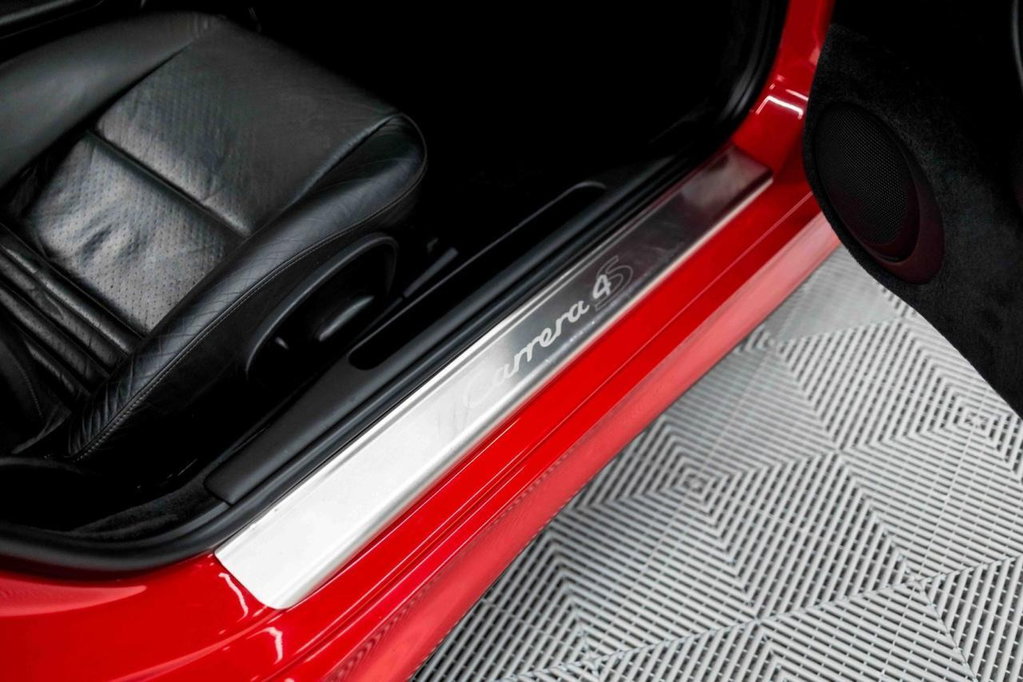Porsche 996.2 Carrera 4S