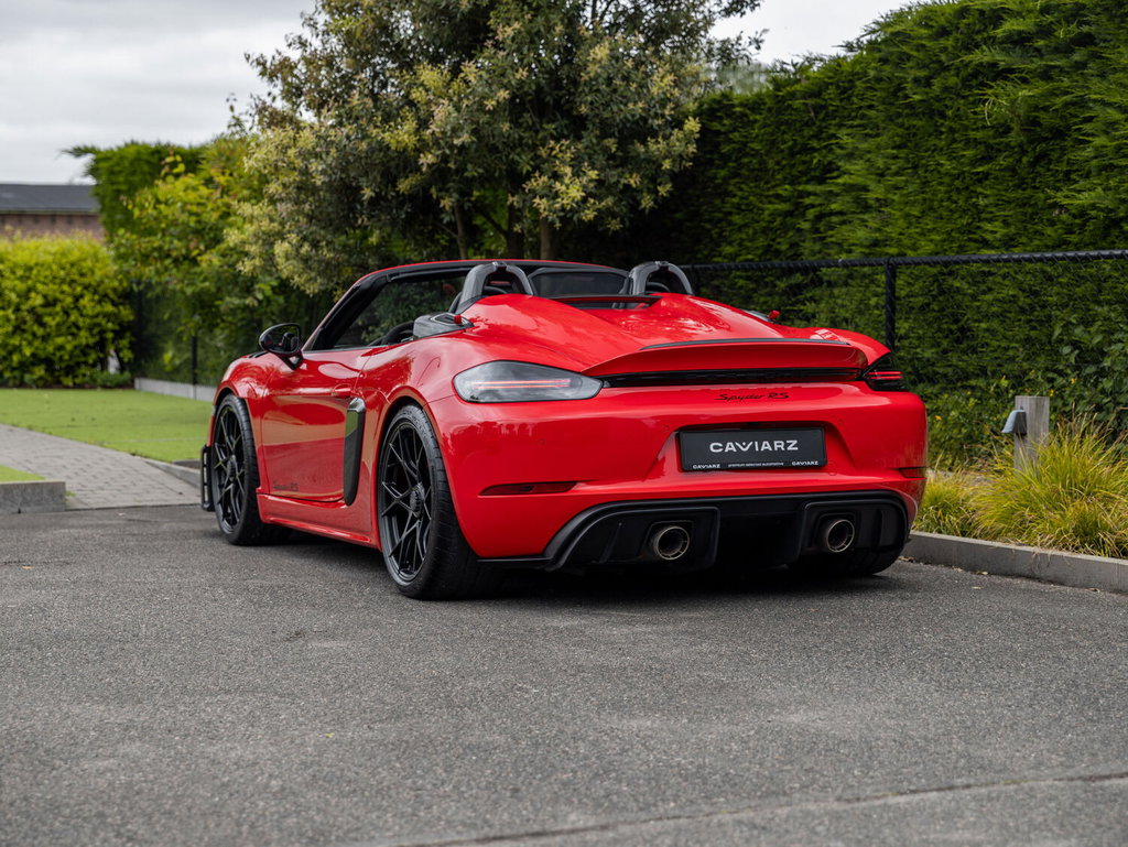 Porsche 718 Spyder RS