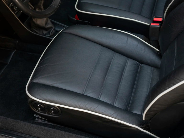 Porsche 911 Carrera 3.2 WTL