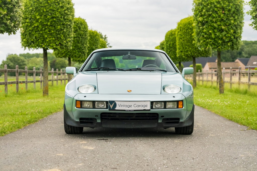 Porsche 928 S