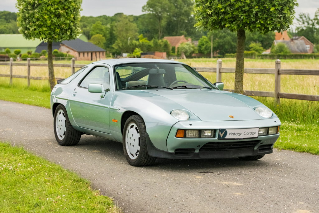 Porsche 928 S