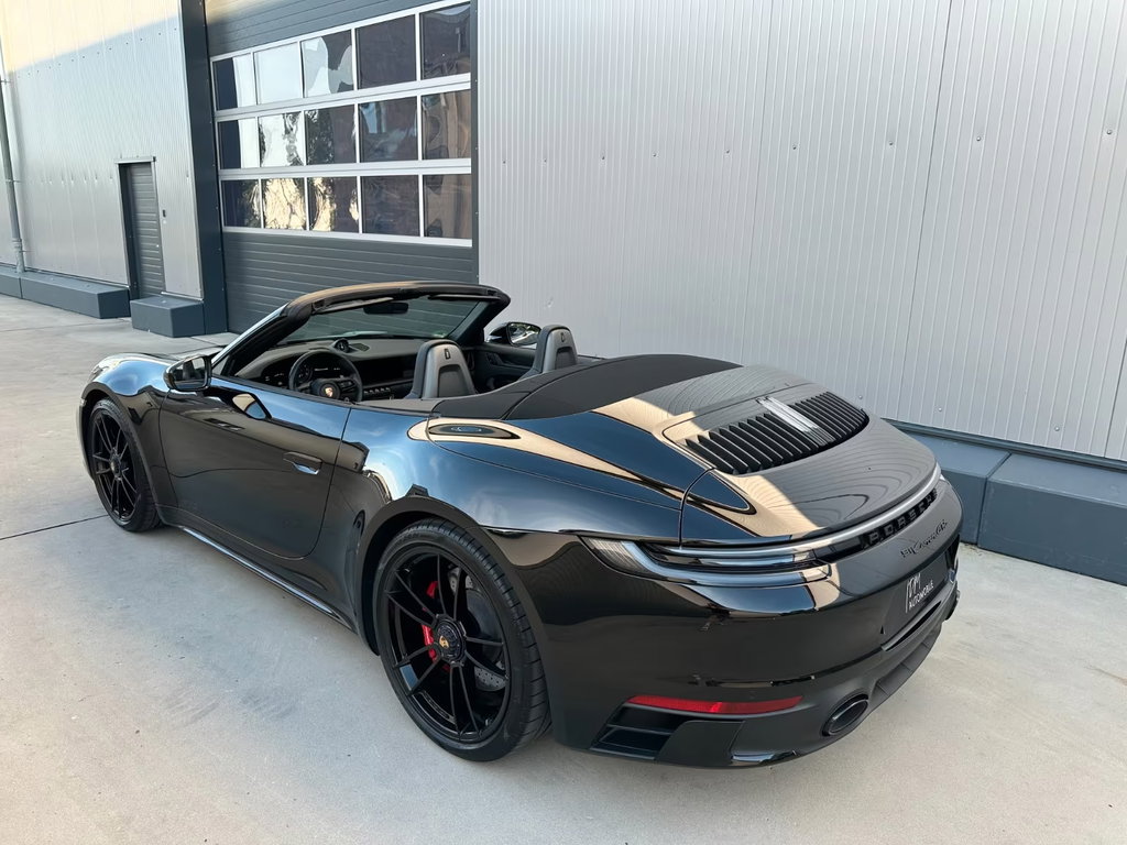 Porsche 992 Carrera GTS