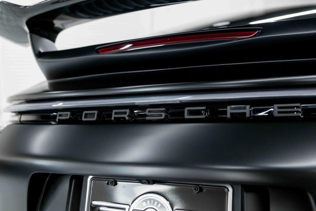 Porsche 992 Carrera GTS