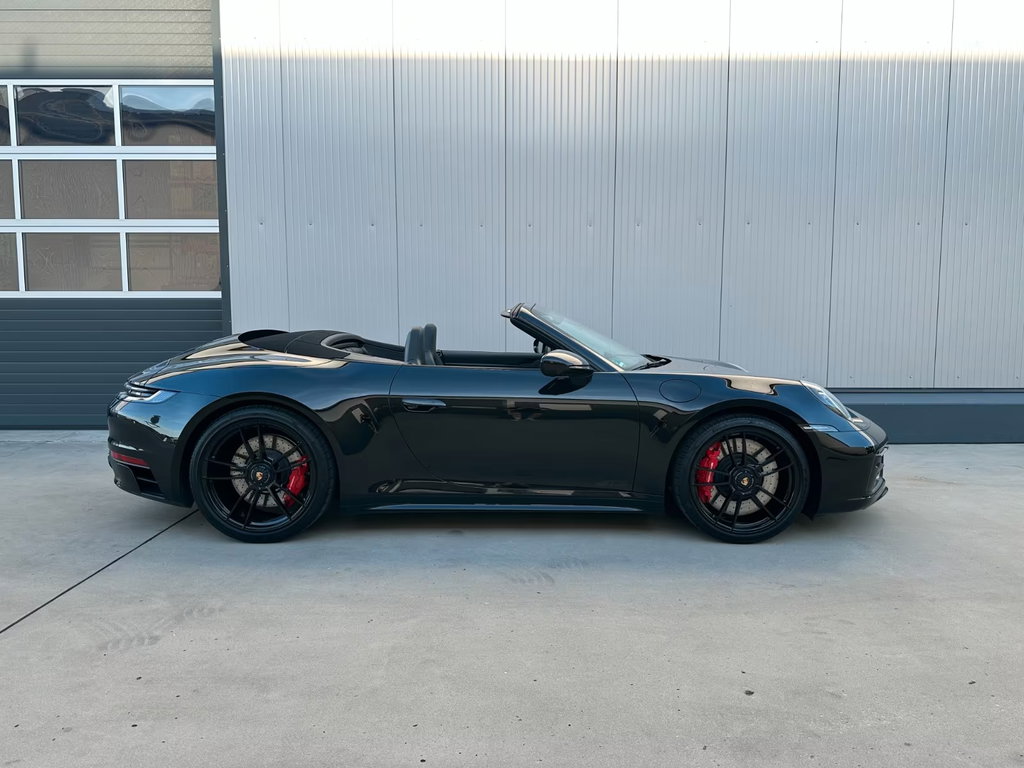 Porsche 992 Carrera GTS