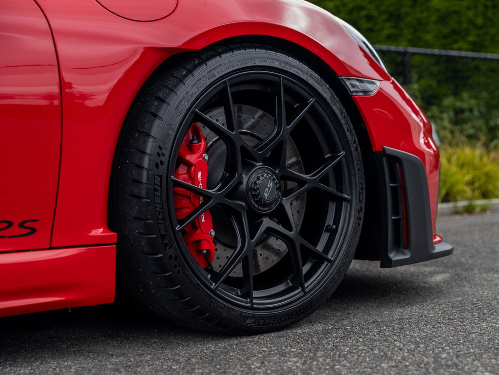 Porsche 718 Spyder RS