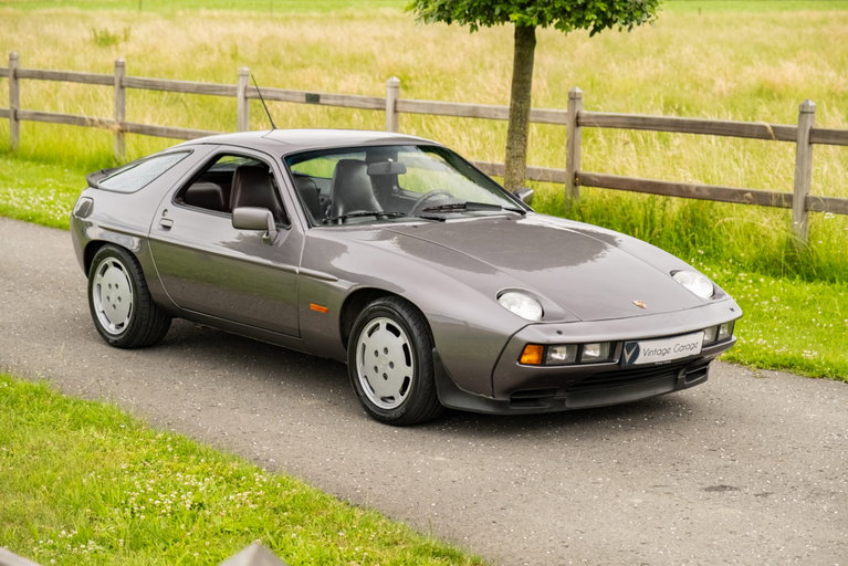 Porsche 928 S
