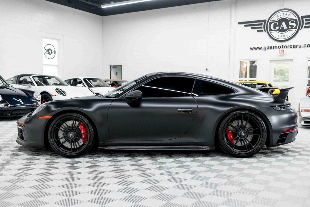 Porsche 992 Carrera GTS